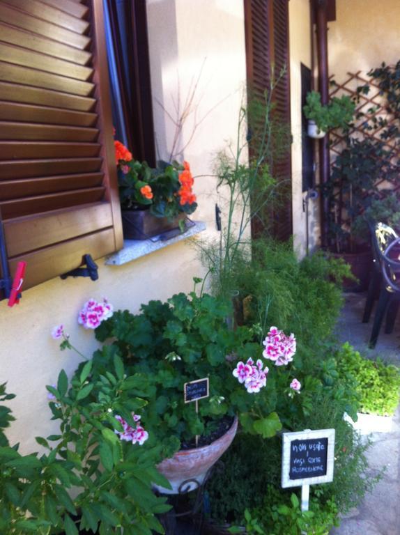 B&B Il Portico Del Conte Bosisio Parini Room photo